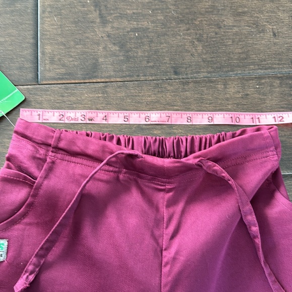 ❤️3/$30 Fusion Scrub Pants - Picture 7 of 12